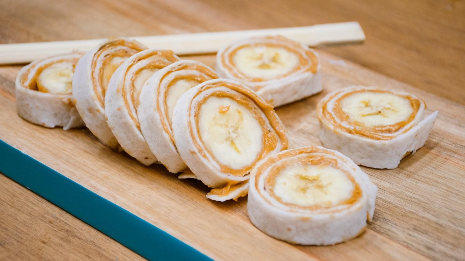 Роллы с арахисовой пастой